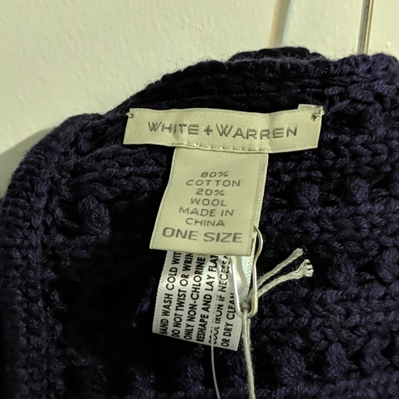 Scarf - Picture 1 of 2